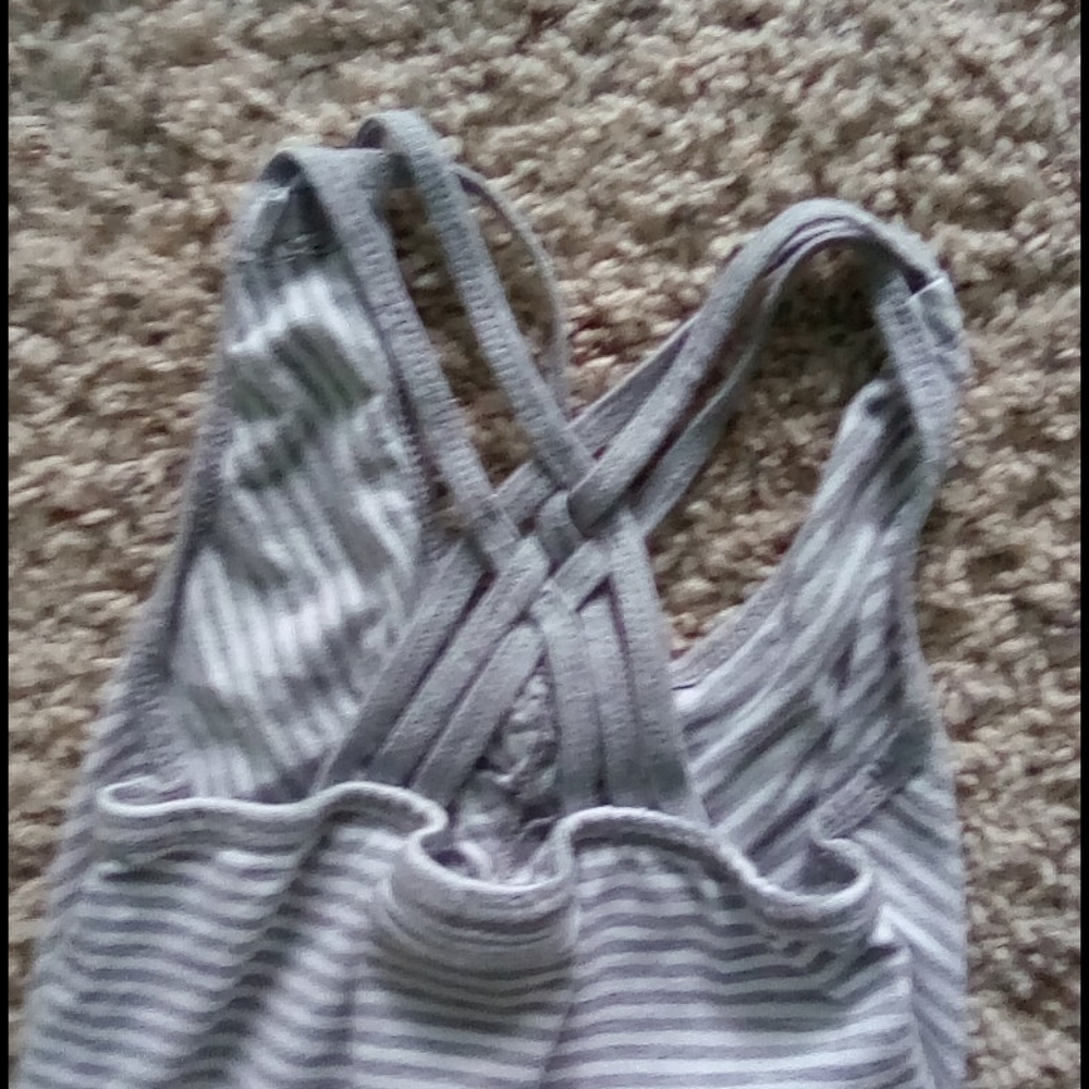 Dress - Picture 3 of 4